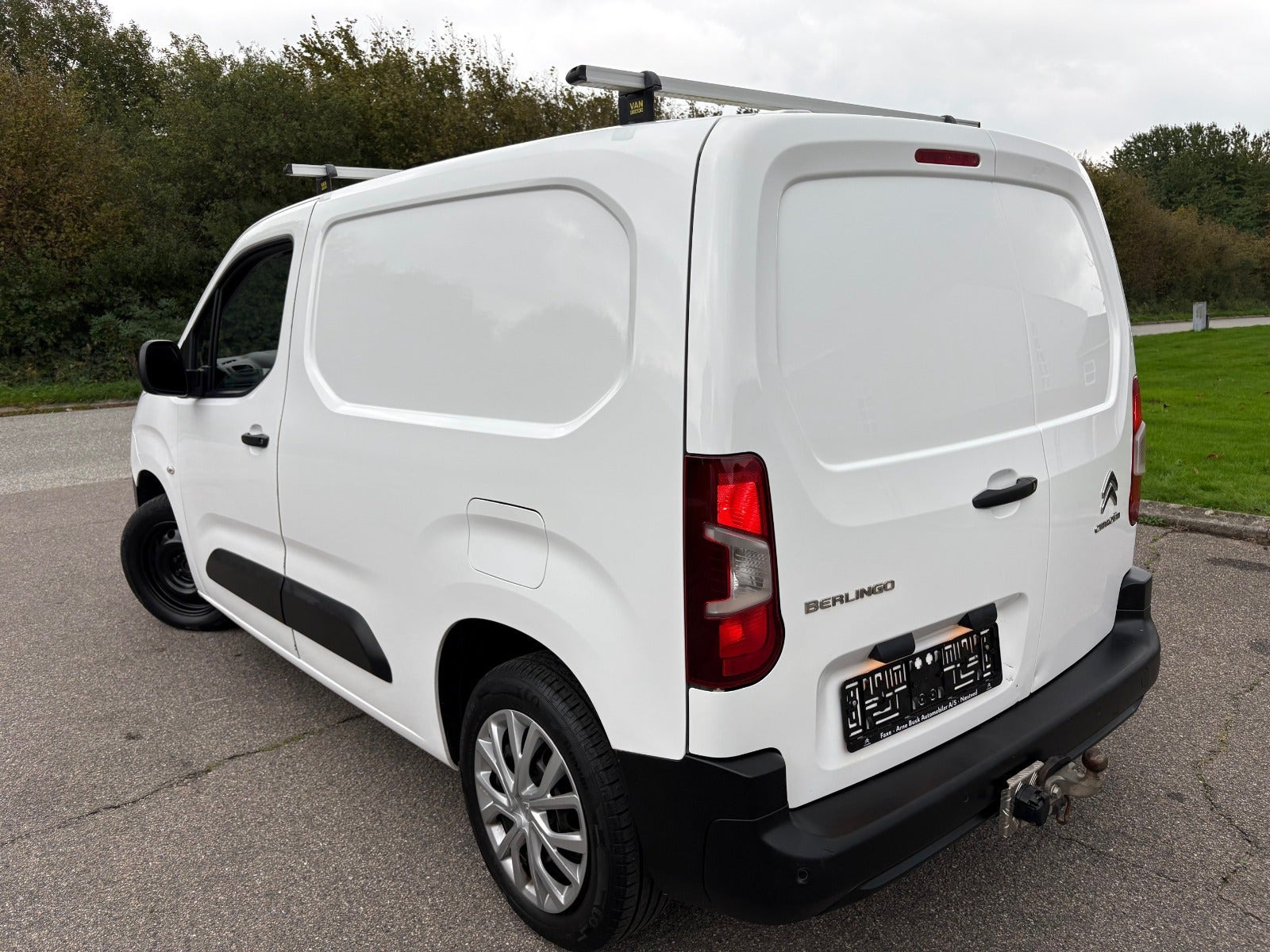 Hvid Citroën Berlingo fra 2021