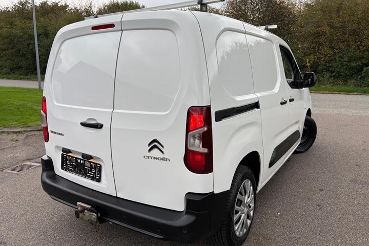 Hvid Citroën Berlingo fra 2021