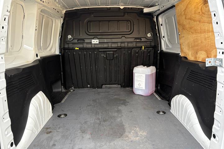 Hvid Citroën Berlingo fra 2021