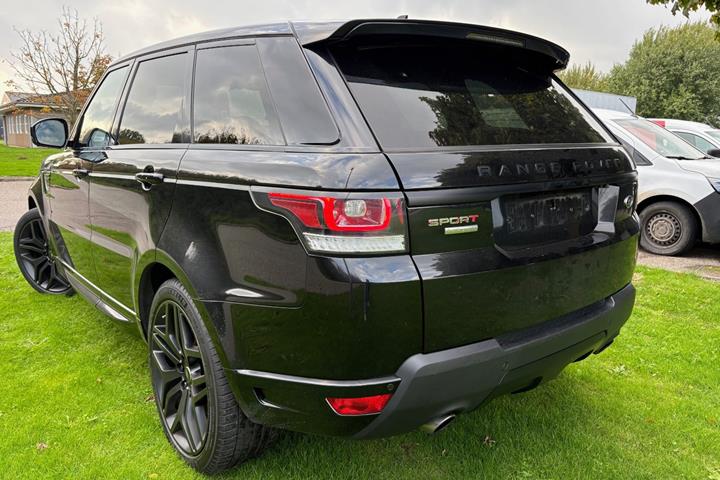 Sort Land Rover Range Rover sport fra 2017