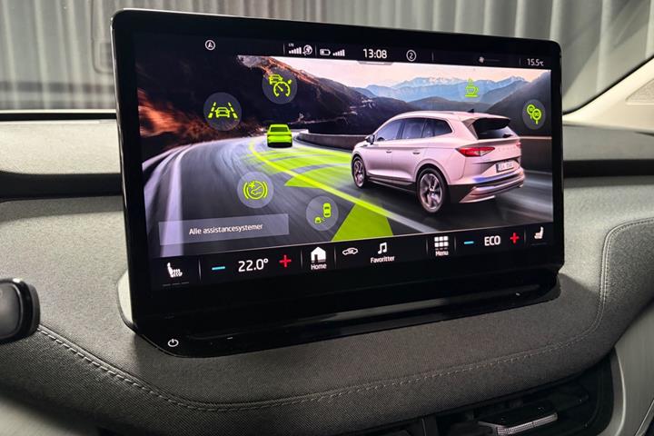Grå Skoda Enyaq fra 2022