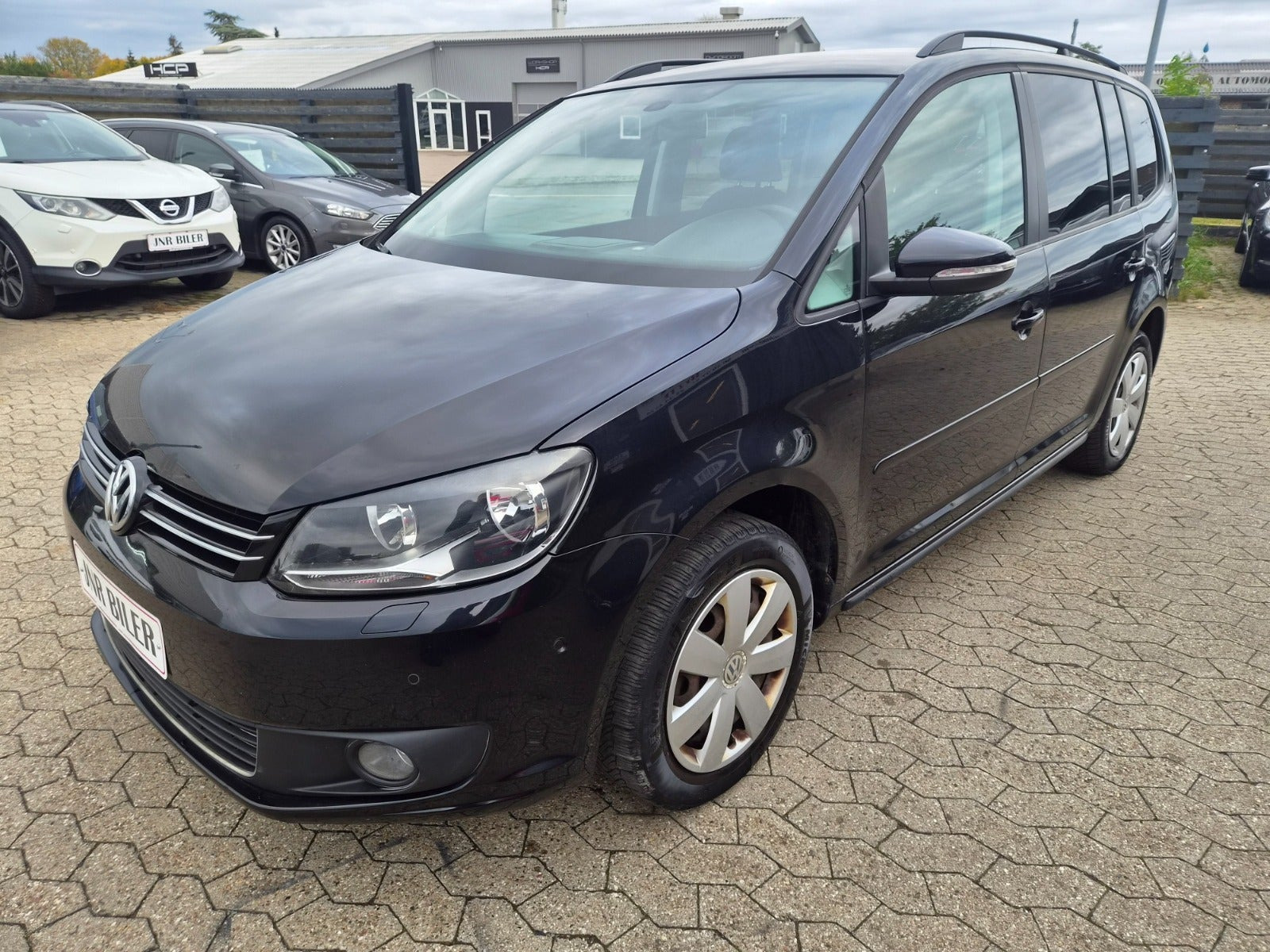 Sort VW Touran fra 2011