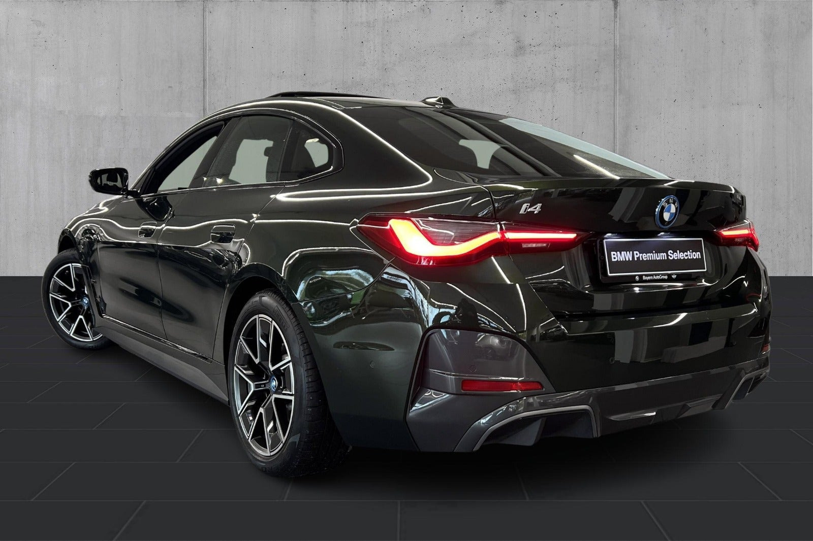 Grøn BMW i4 fra 2024