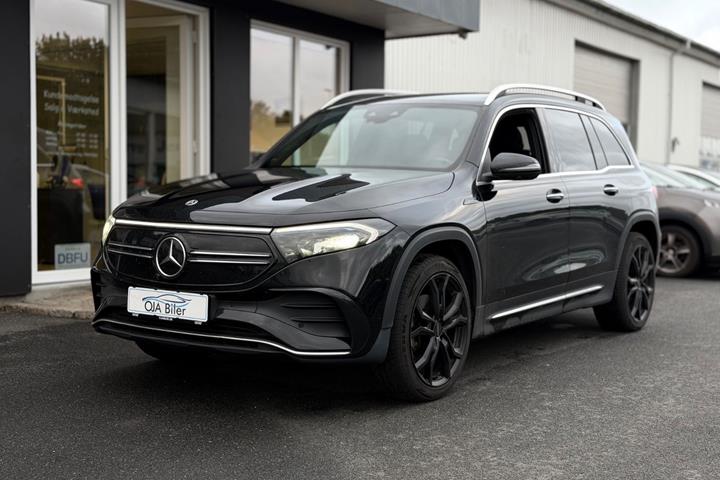 Sort Mercedes EQB350 fra 2023