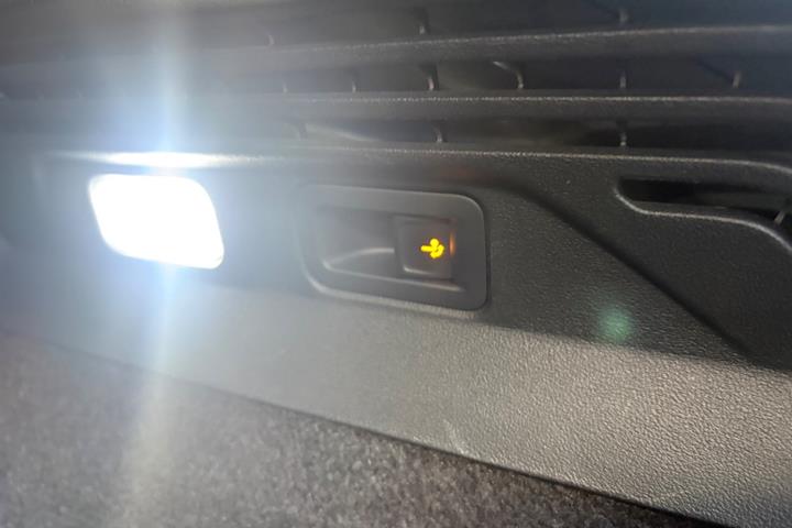 Blå VW ID.4 fra 2021