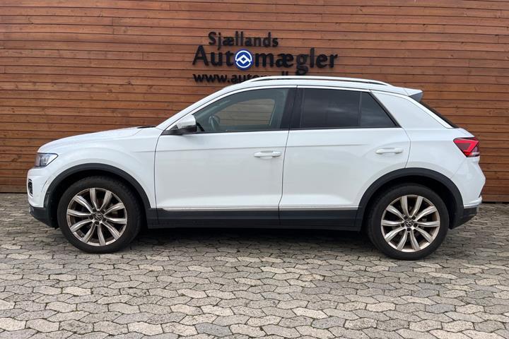Hvid VW T-Roc fra 2022