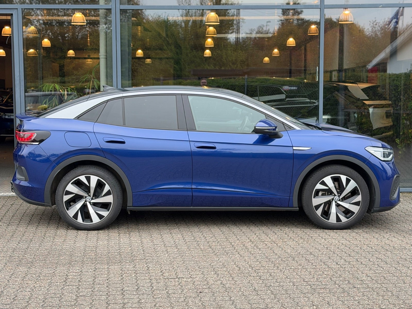 Blå VW ID.5 fra 2023