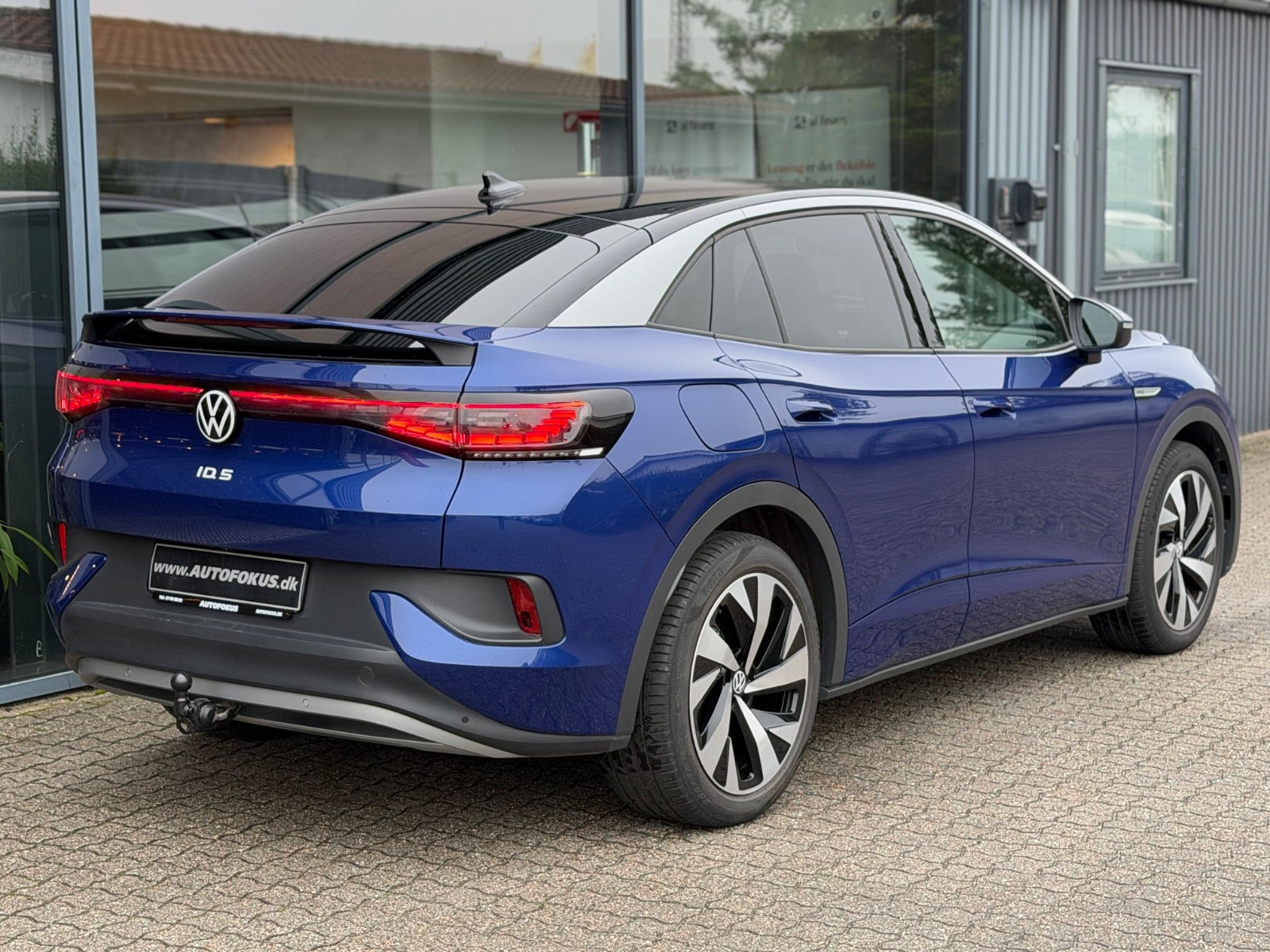 Blå VW ID.5 fra 2023