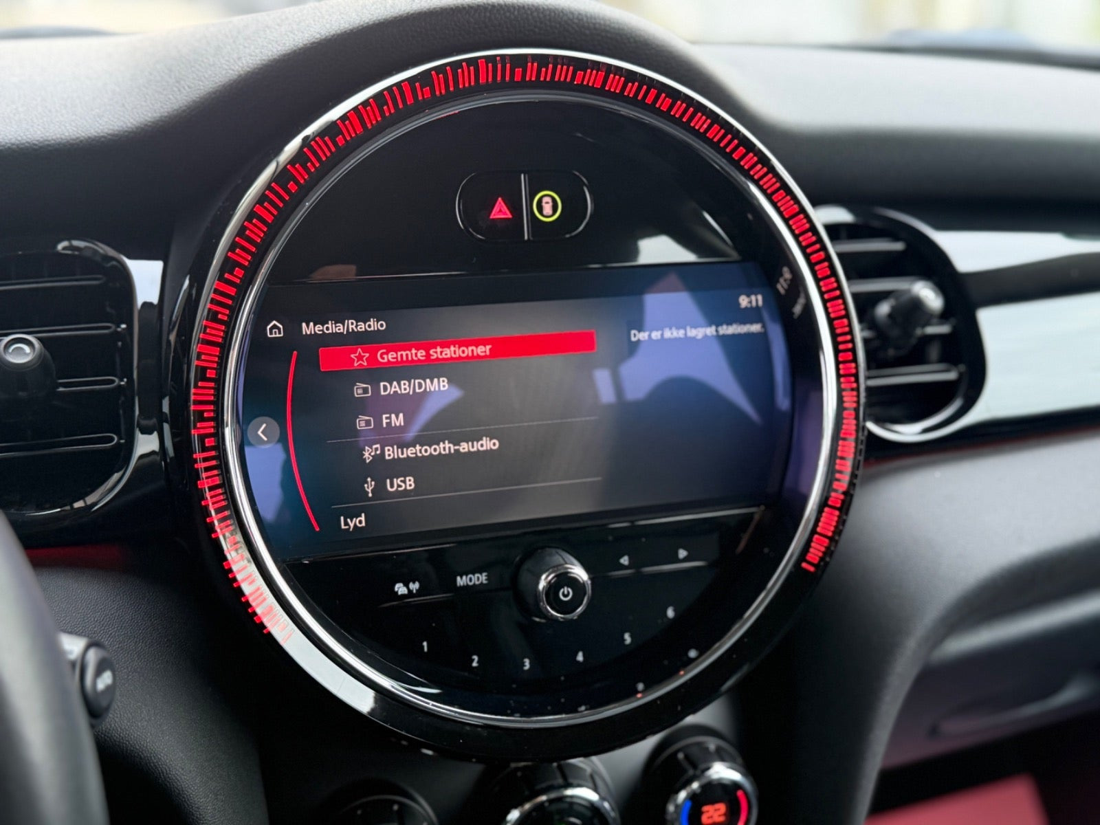 Sort Mini Cooper SE fra 2023