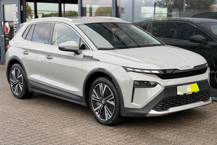 Grå Skoda Elroq fra 2026