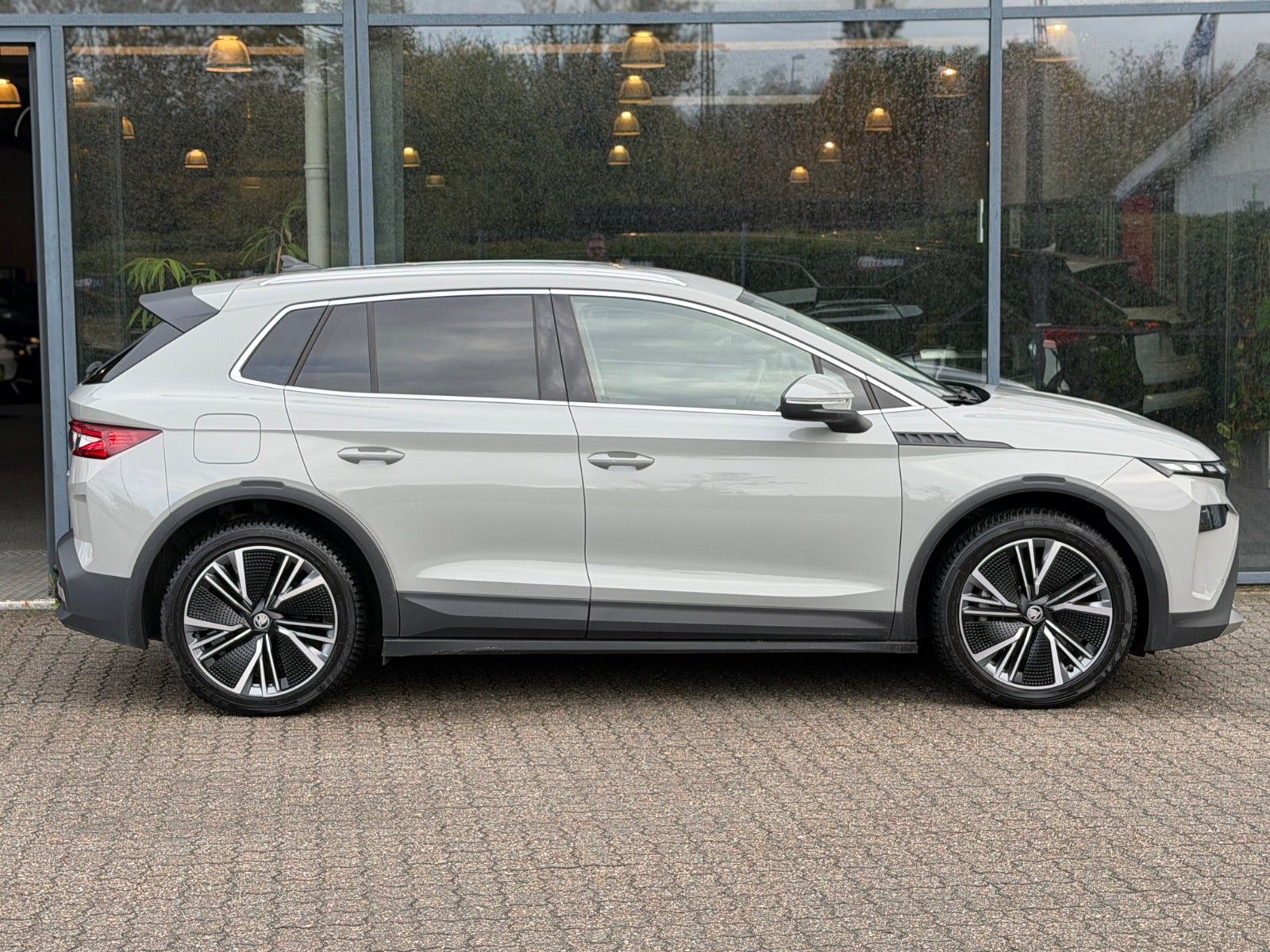 Grå Skoda Elroq fra 2026