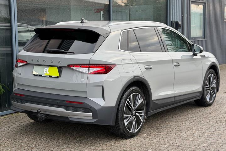 Grå Skoda Elroq fra 2026