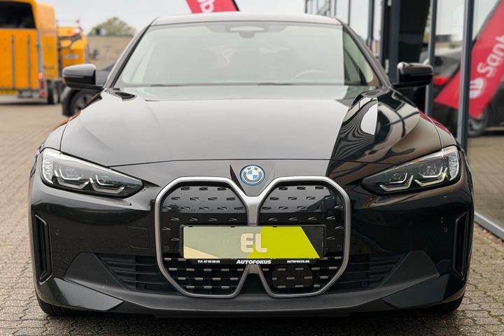 Sort BMW i4 fra 2022