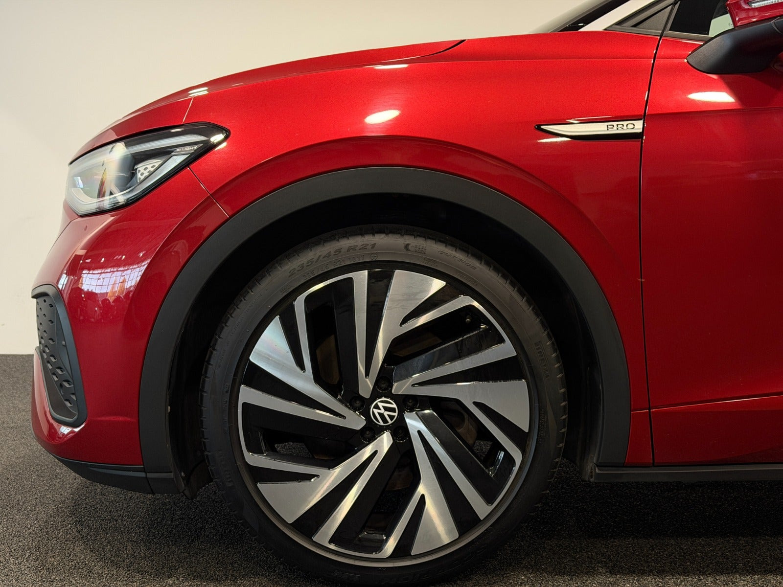 Grå VW ID.5 fra 2023