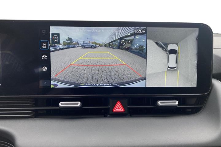 Grå Hyundai Ioniq 5 fra 2025