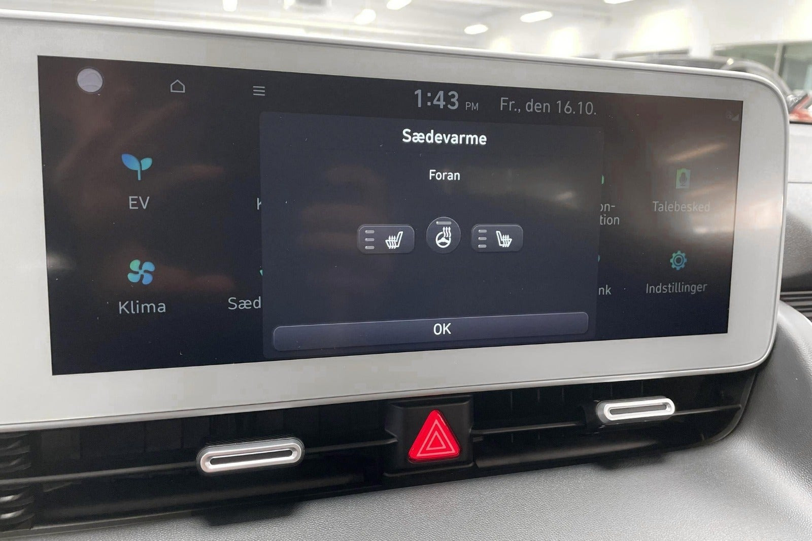 Blå Hyundai Ioniq 5 fra 2023