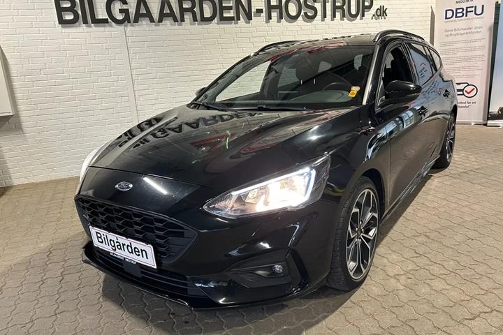 Sort Ford Focus fra 2019