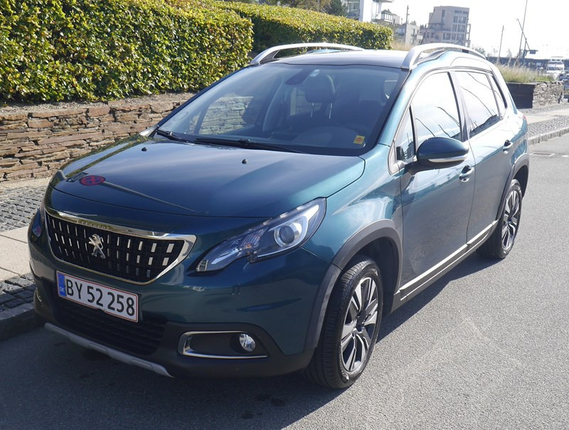Peugeot 2008 1.2 e-THP 110 hk Crossover