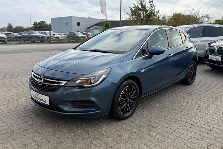 undefined Opel Astra fra 2017