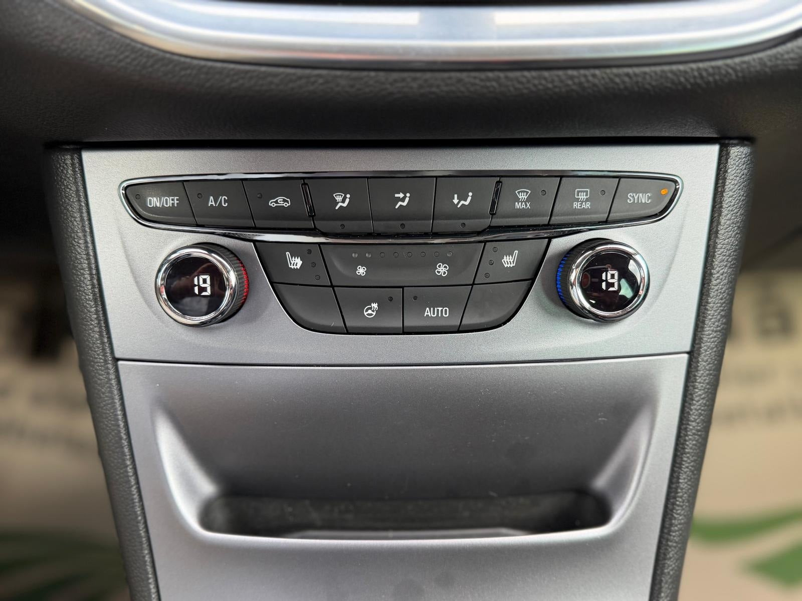 undefined Opel Astra fra 2017