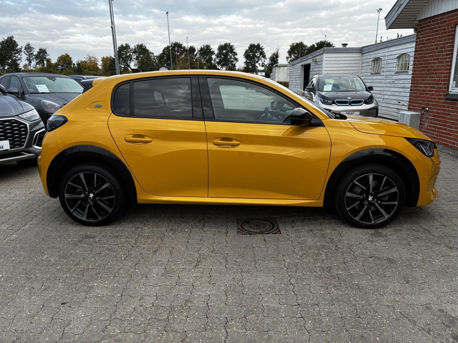 undefined Peugeot e-208 fra 2023
