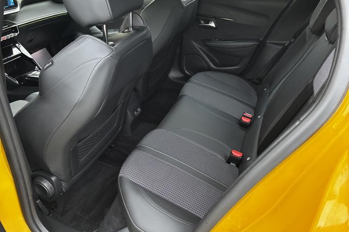 undefined Peugeot e-208 fra 2023