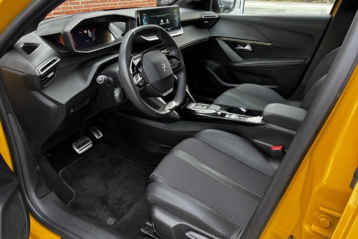 undefined Peugeot e-208 fra 2023
