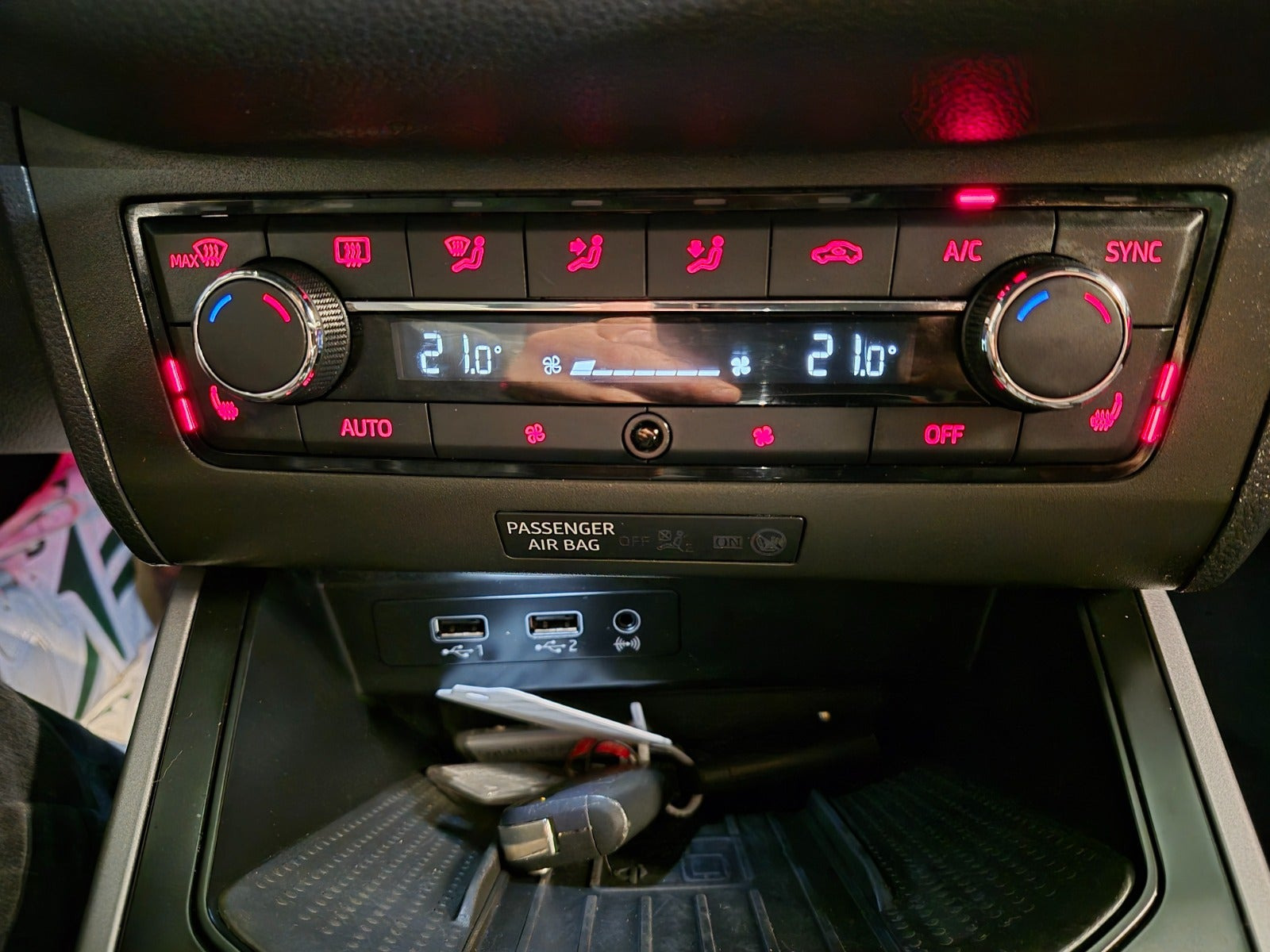 Grå Seat Arona fra 2019