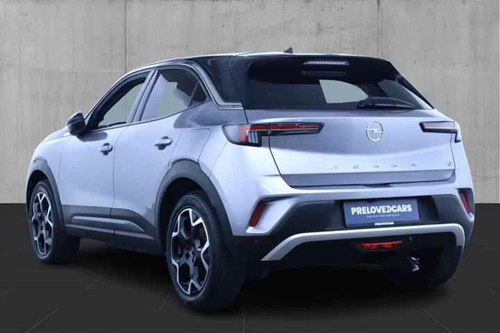 Grå Opel Mokka-e fra 2023
