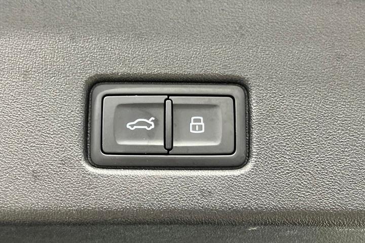 Sort Audi Q4 e-tron fra 2021
