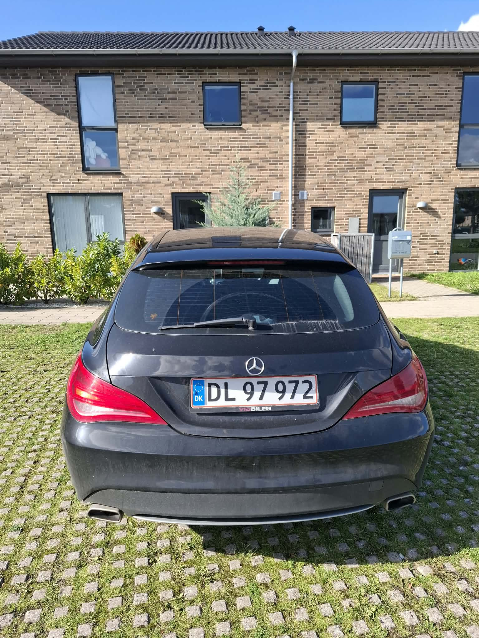 Mercedes CLA 1,6 200 Shooting Brake Stationscar 7G-DCT