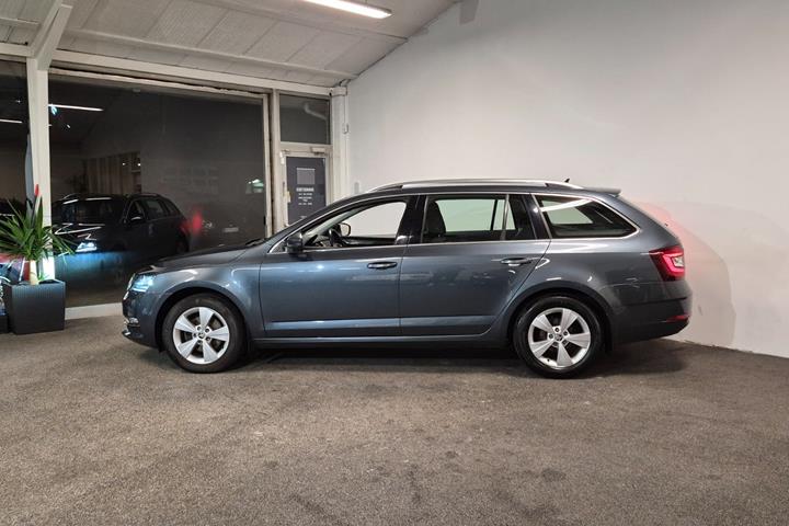 undefined Skoda Octavia fra 2020