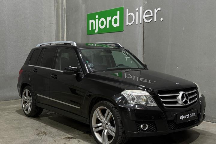 undefined Mercedes GLK320 fra 2008 set udefra