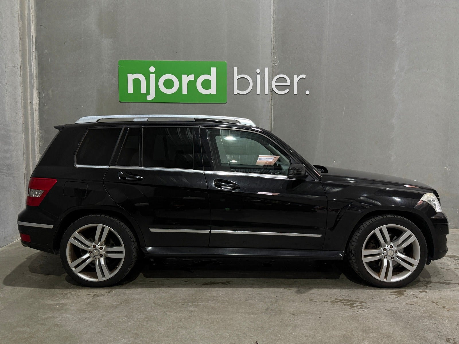 undefined Mercedes GLK320 fra 2008 set udefra