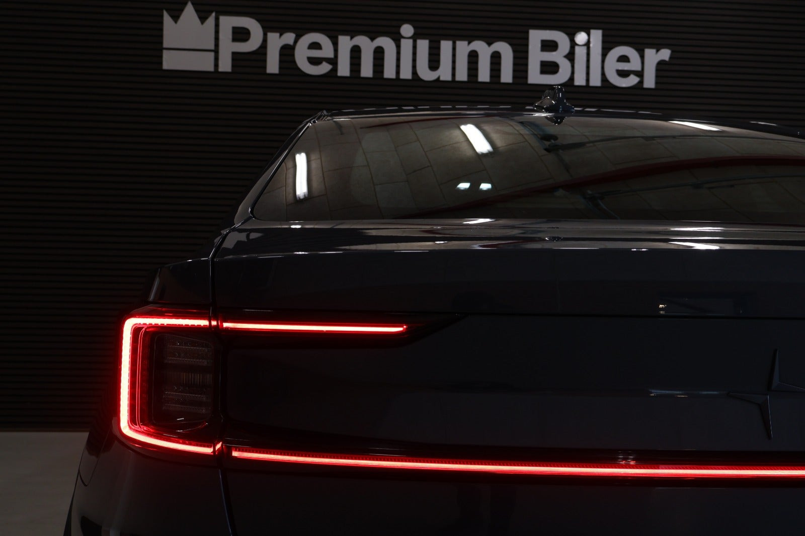 Blå Polestar 2 fra 2022