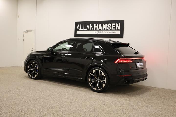 Sort Audi RS Q8 fra 2020