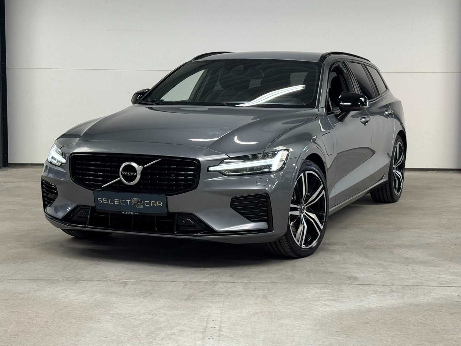 Volvo V60 2,0 T6 ReCharge R-Design aut. AWD