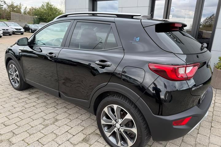 Sort Kia Stonic fra 2020