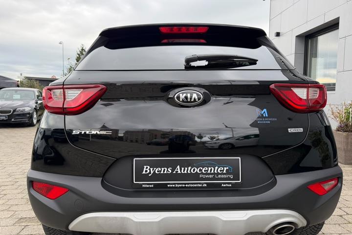 Sort Kia Stonic fra 2020