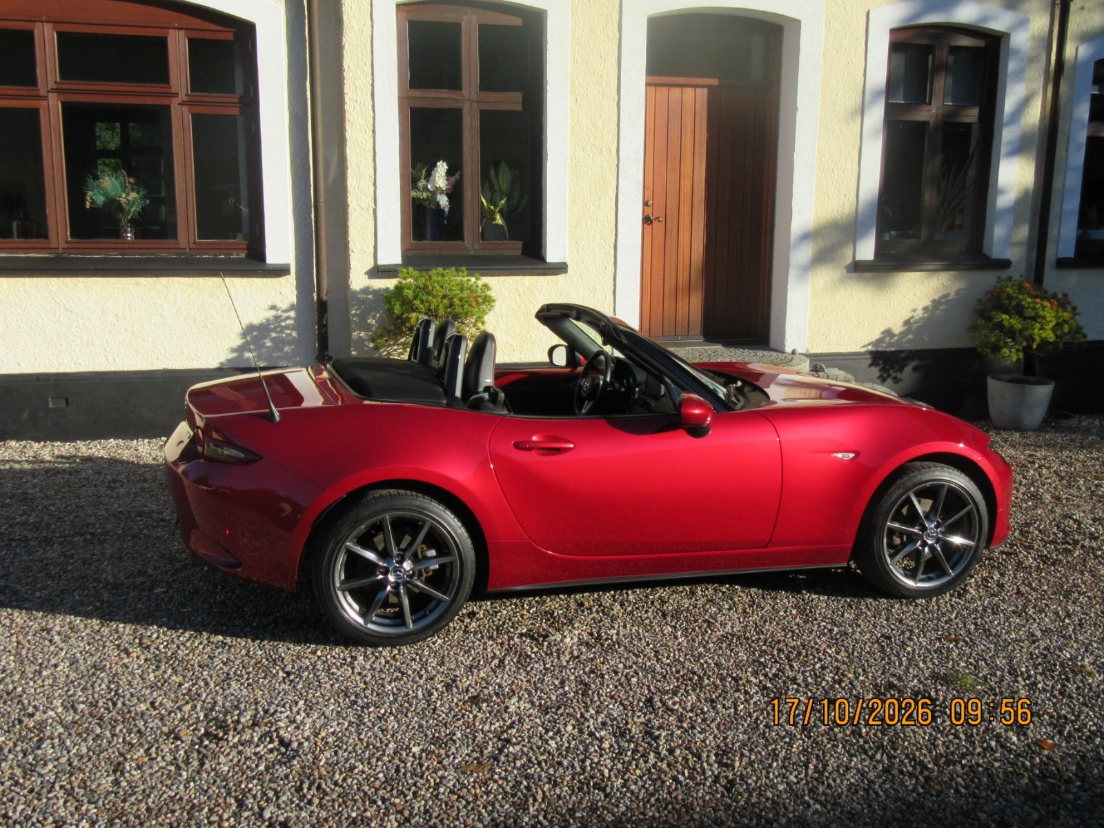 Rød Mazda MX-5 fra 2016