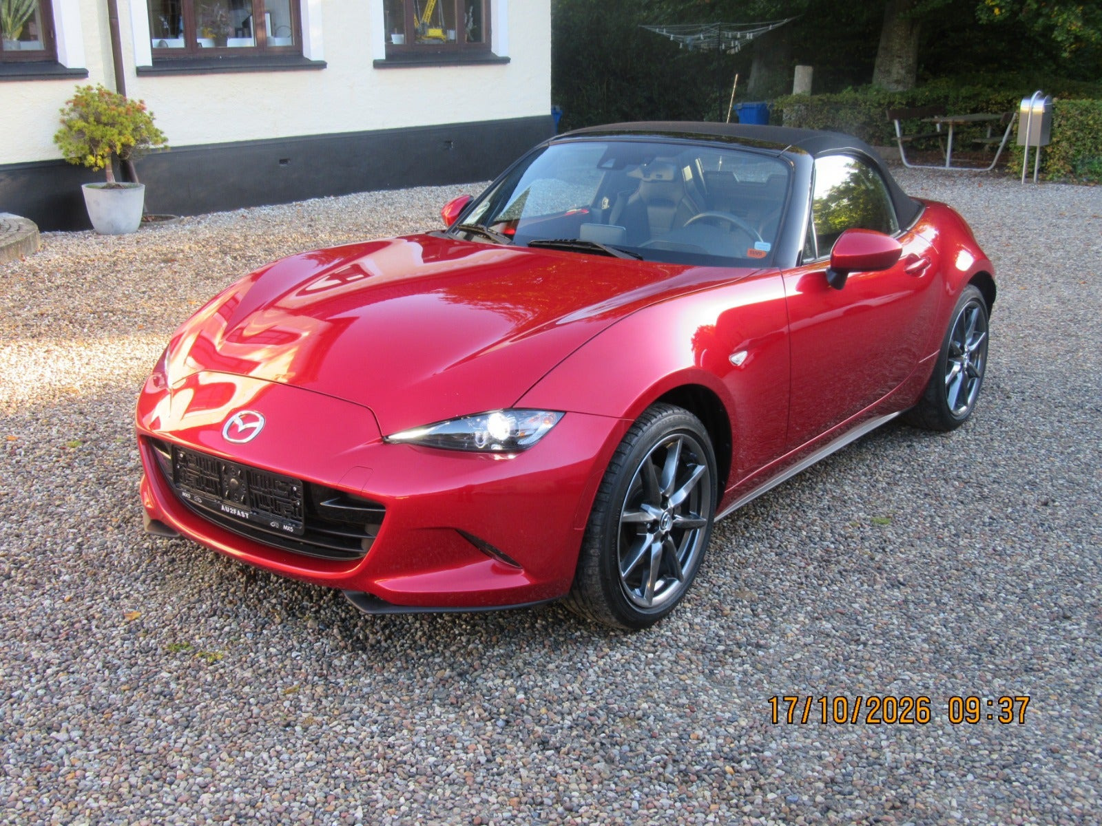 Rød Mazda MX-5 fra 2016