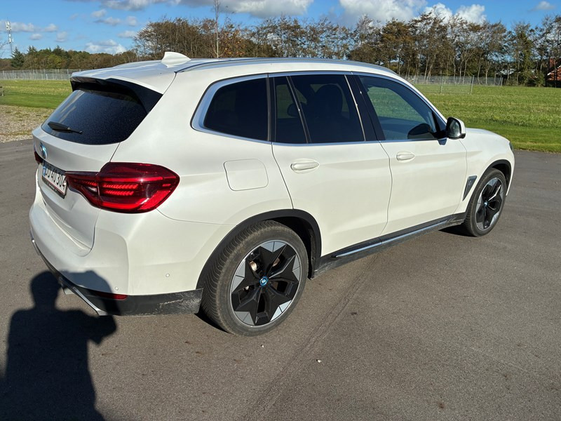 undefined BMW iX3 fra 2021