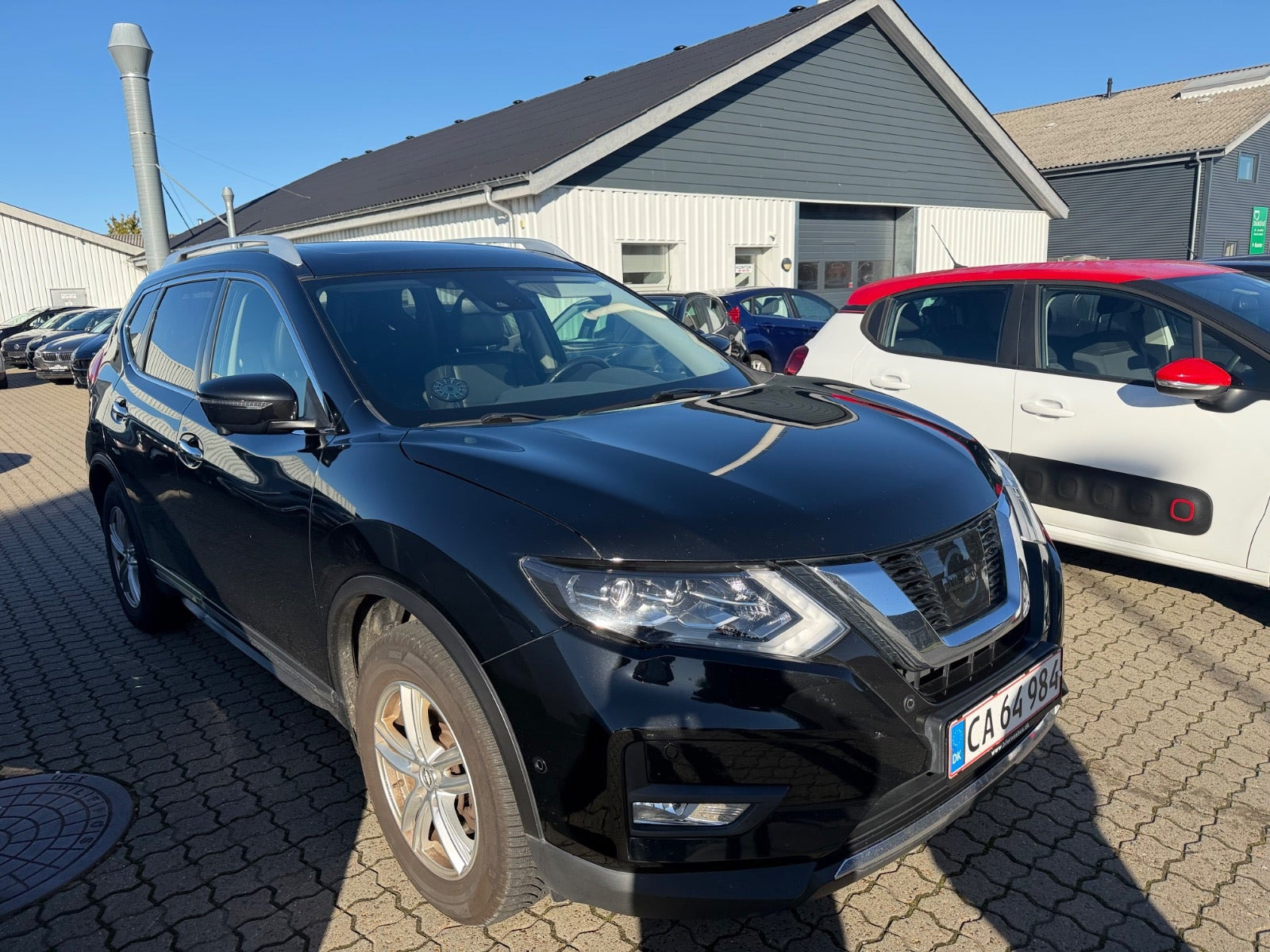 Sort Nissan X-Trail fra 2018