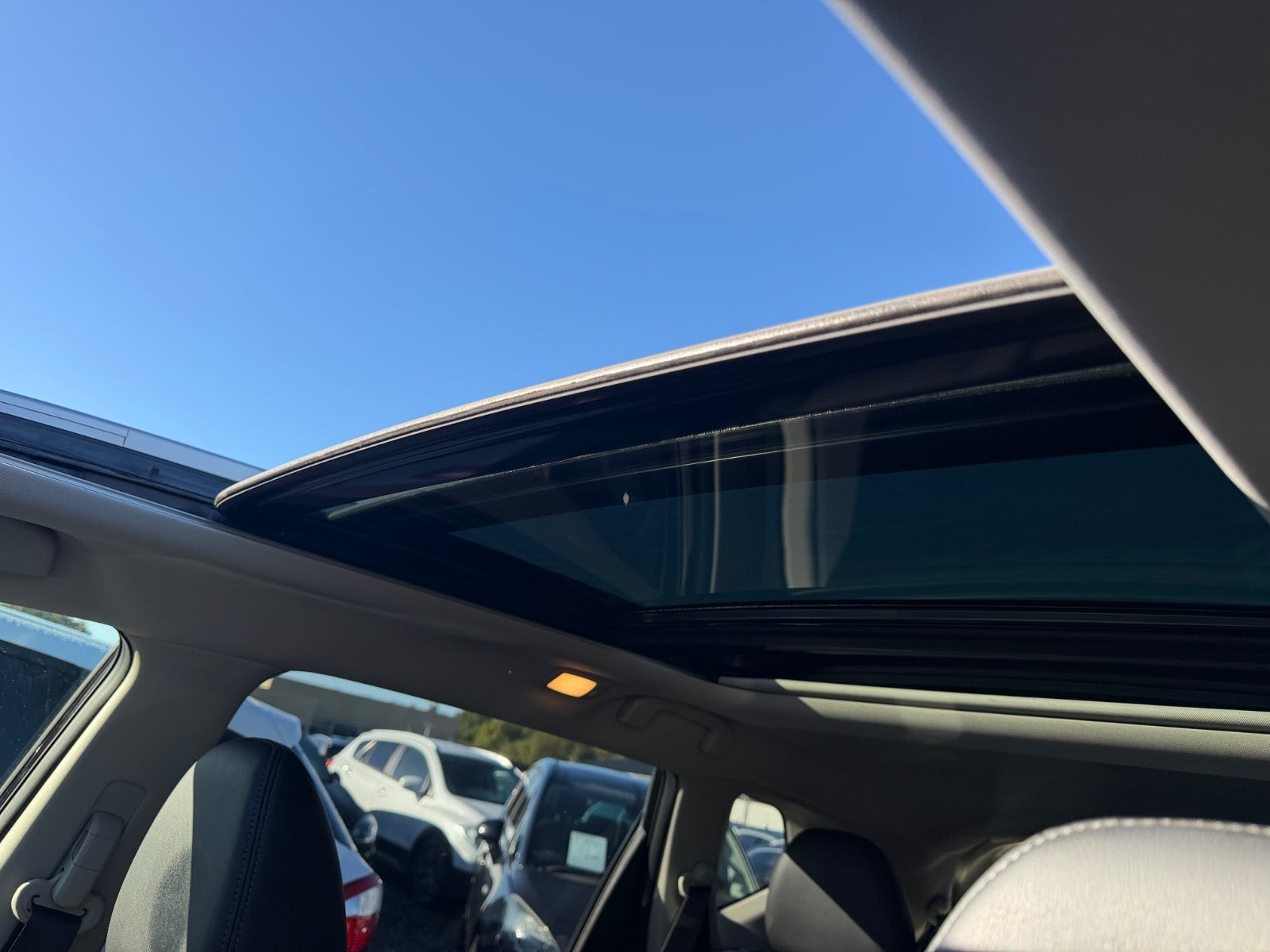 Sort Nissan X-Trail fra 2018