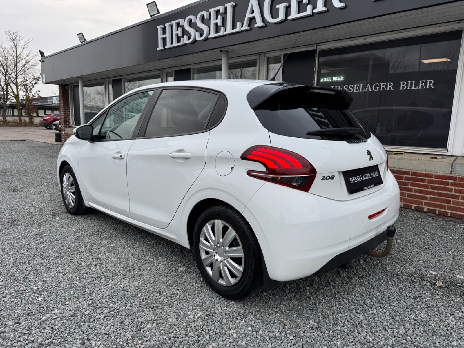 undefined Peugeot 208 fra 2017