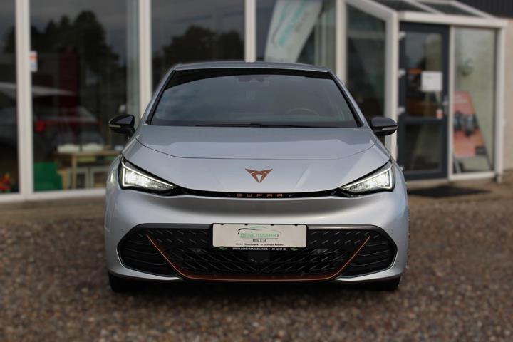 Sølv Cupra Born fra 2022