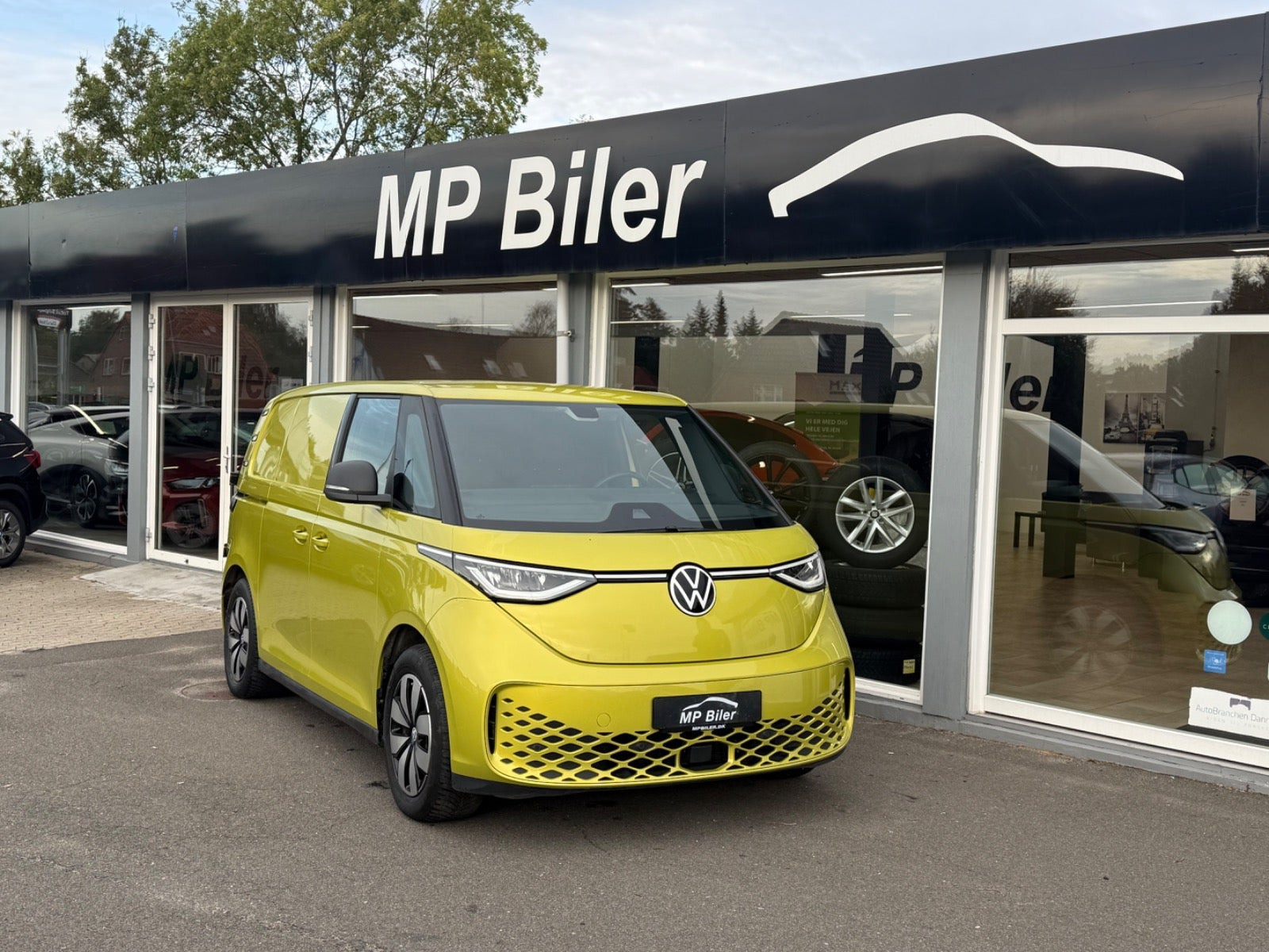 Grøn VW ID.Buzz fra 2024