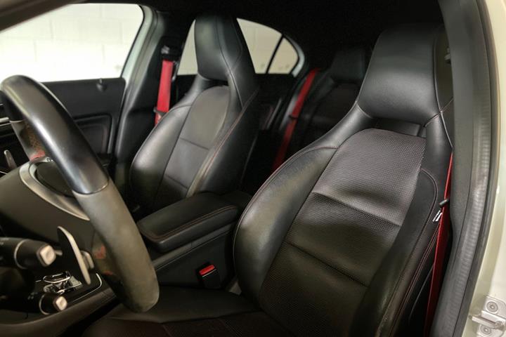 undefined Mercedes A45 fra 2013
