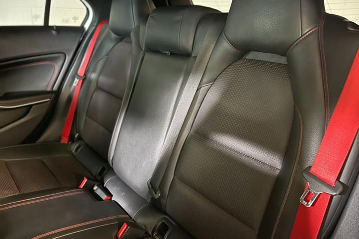 undefined Mercedes A45 fra 2013