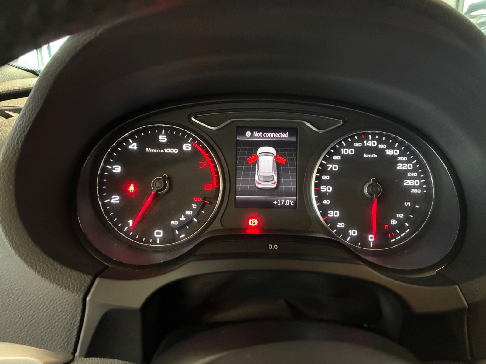 Grå Audi A3 fra 2014